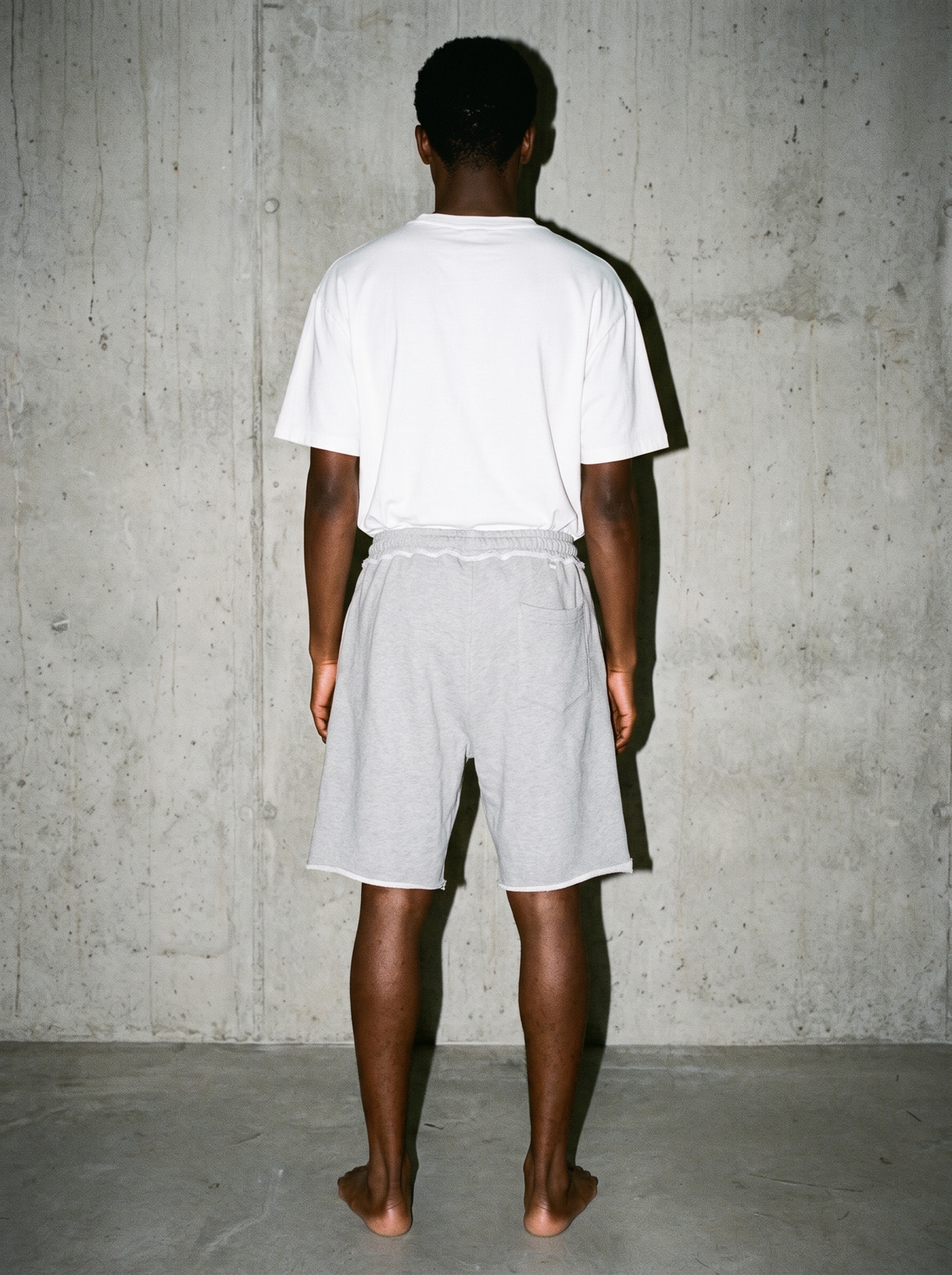 ESSENTIAL JOGGER SHORT